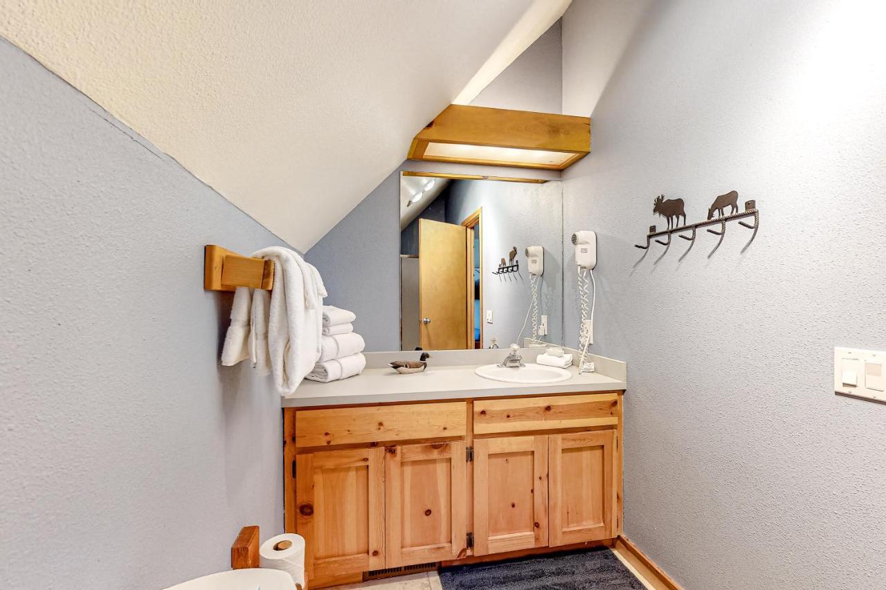Circle 4 Ranch 25 | Discover Sunriver Bagian luar foto