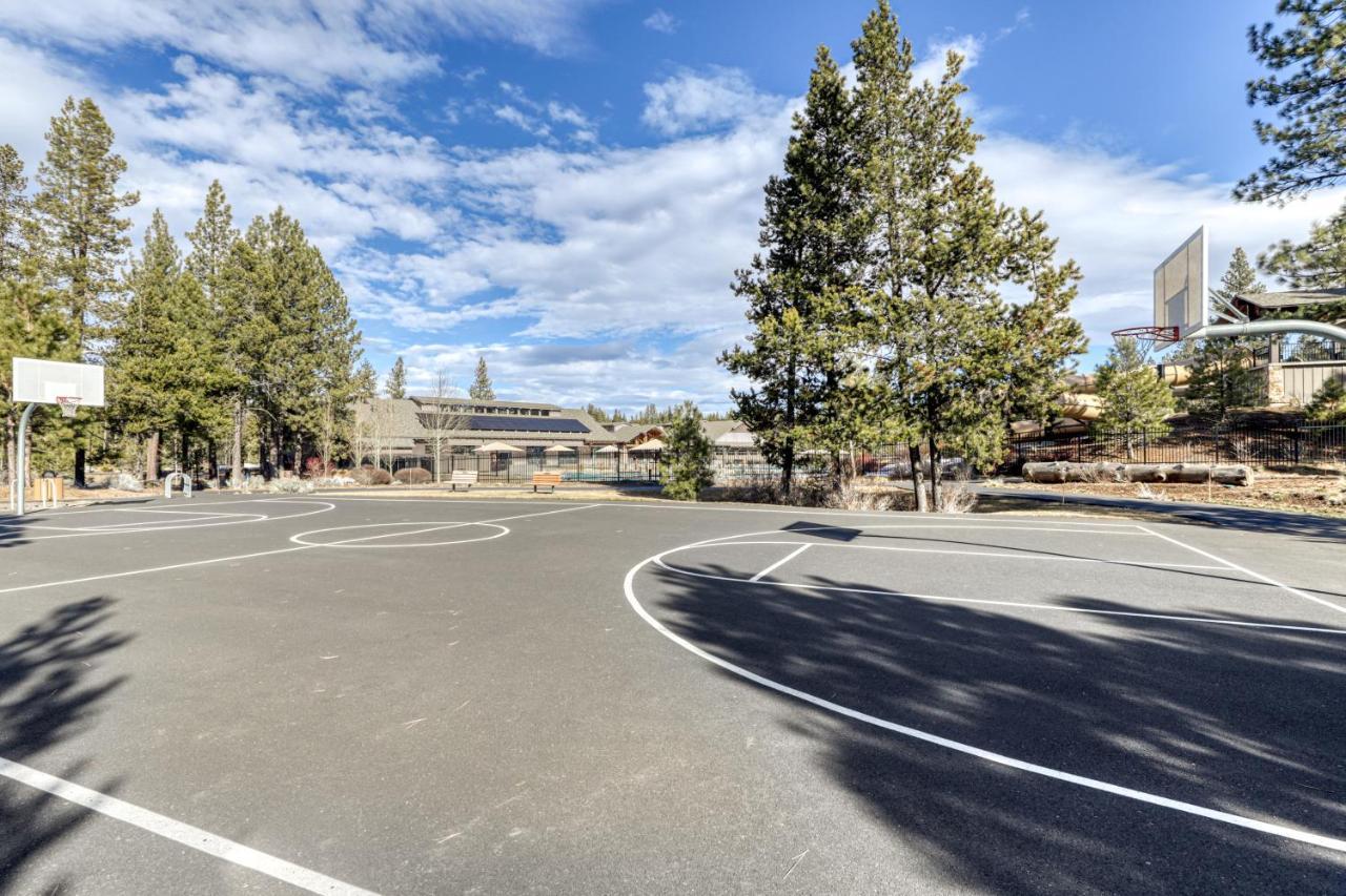 Circle 4 Ranch 25 | Discover Sunriver Bagian luar foto