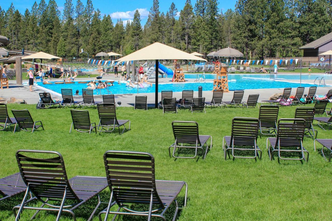 Circle 4 Ranch 25 | Discover Sunriver Bagian luar foto
